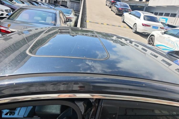 Used Hongqi H5 2022 Classic Model Facelift 1.5T DCT Qiyun Edition Roof