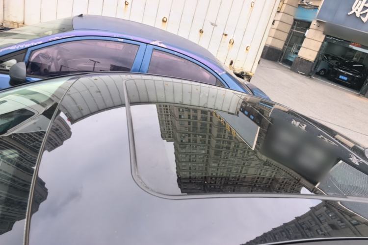 Used Hongqi H5 2022 Classic Model Facelift 1.8T Automatic Smart Connect Flagship Edition Roof