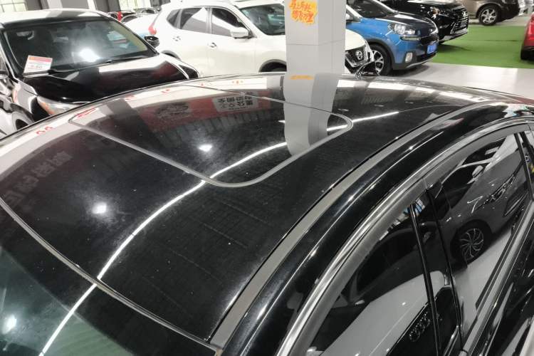 Used Hongqi H5 2022 Classic Model Facelift 1.5T DCT Qiyun Edition Roof