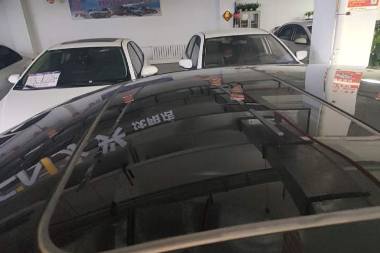 Used Hongqi H5 2022 Classic Model Facelift 1.5T DCT Qiyun Edition Roof