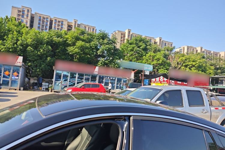Used Hongqi H5 2022 Classic Model Facelift 1.8T Automatic Smart Connect Flagship Edition Roof