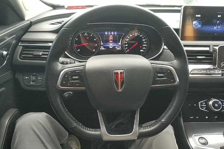 Used Hongqi H5 2022 Classic Model Facelift 1.5T DCT Qiyun Edition Steering Wheel