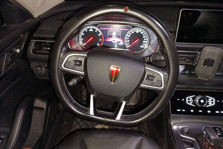 Used Hongqi H5 2022 Classic Model 1.5T DCT Flagship Edition Steering Wheel