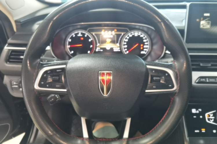 Used Hongqi H5 2022 Classic Model 1.5T DCT Flagship Edition Steering Wheel