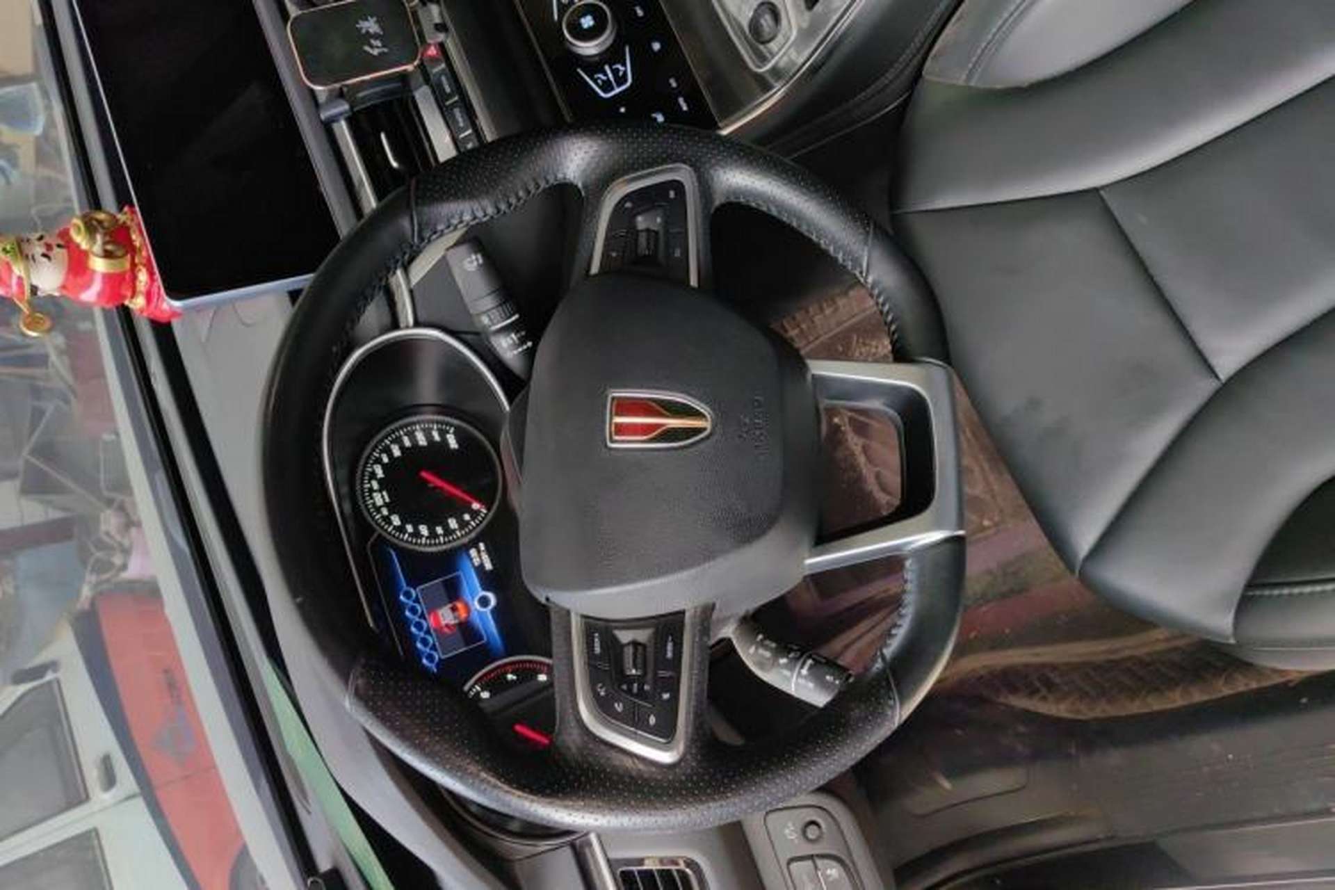 Used Hongqi H5 2022 Classic Model 1.8T Automatic Smart Connect Flagship Edition Steering Wheel