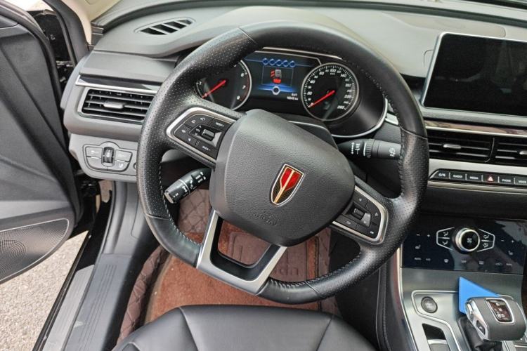Used Hongqi H5 2022 Classic Model 1.8T Automatic Smart Connect Flagship Edition Steering Wheel