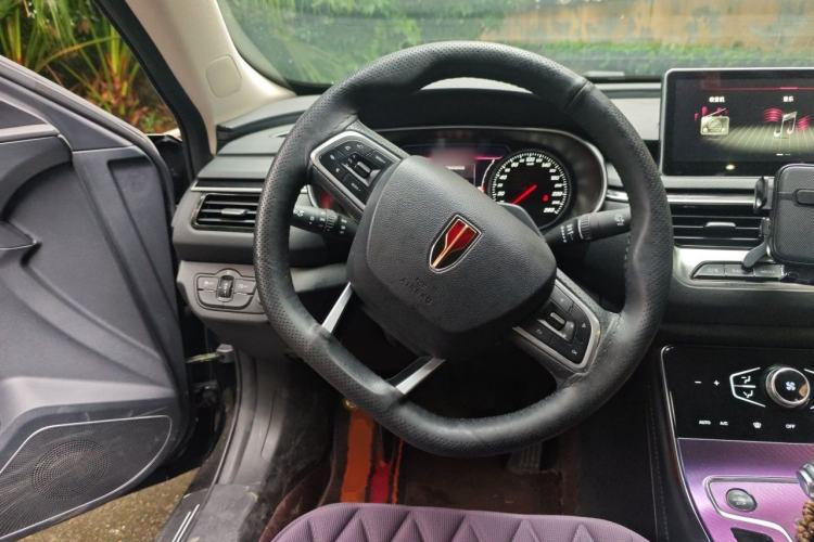 Used Hongqi H5 2022 Classic Model Facelift 1.5T DCT Qiyun Edition Steering Wheel