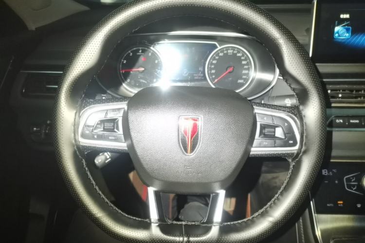 Used Hongqi H5 2022 Classic Model Facelift 1.5T DCT Qiyun Edition Steering Wheel