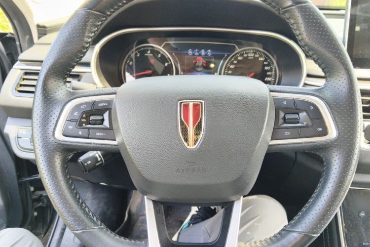 Used Hongqi H5 2022 Classic Model Facelift 1.5T DCT Qiyun Edition Steering Wheel