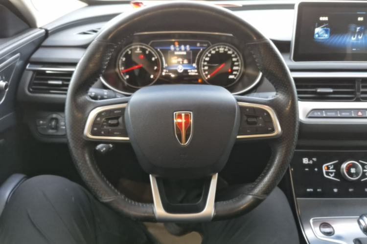 Used Hongqi H5 2022 Classic Model Facelift 1.5T DCT Qiyun Edition Steering Wheel