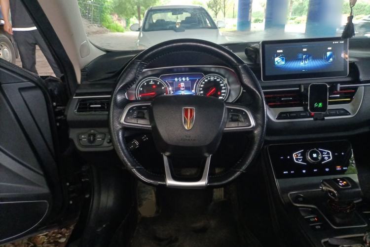 Used Hongqi H5 2022 Classic Model 1.5T DCT Flagship Edition Steering Wheel