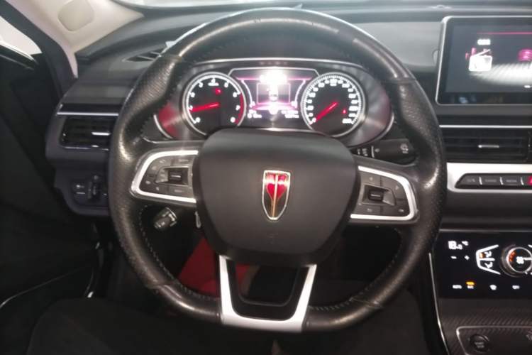 Used Hongqi H5 2022 Classic Model Facelift 1.5T DCT Qiyun Edition Steering Wheel