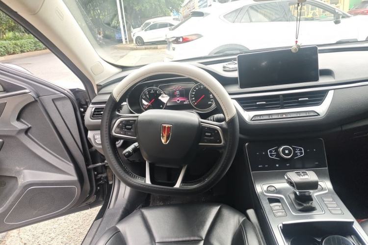 Used Hongqi H5 2022 Classic Model 1.5T DCT Flagship Edition Steering Wheel