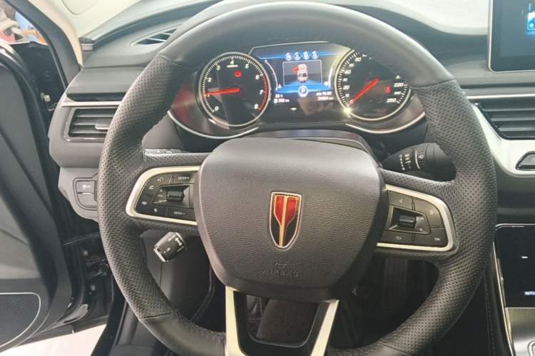 Used Hongqi H5 2022 Classic Model Facelift 1.5T DCT Qiyun Edition Steering Wheel