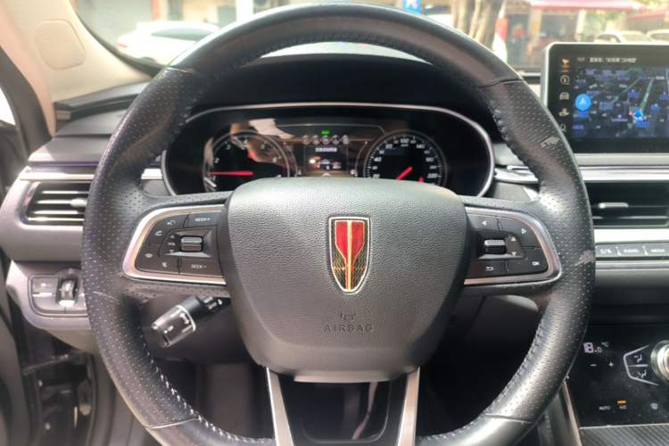 Used Hongqi H5 2022 Classic Model Facelift 1.8T Automatic Smart Connect Flagship Edition Steering Wheel