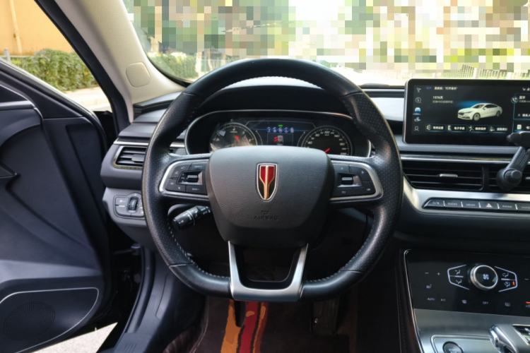 Used Hongqi H5 2022 Classic Model 1.8T Automatic Smart Connect Flagship Edition Steering Wheel