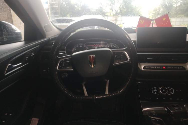 Used Hongqi H5 2022 Classic Model 1.5T DCT Flagship Edition Steering Wheel