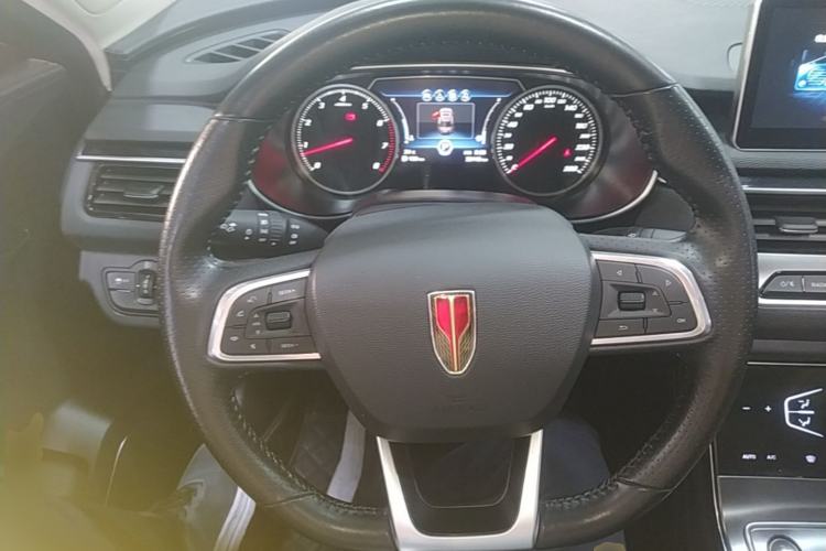 Used Hongqi H5 2022 Classic Model Facelift 1.5T DCT Qiyun Edition Steering Wheel