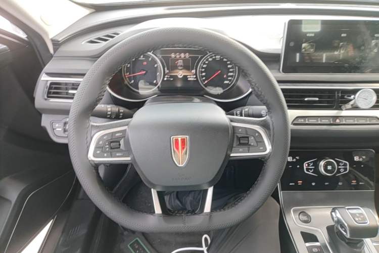 Used Hongqi H5 2022 Classic Model Facelift 1.5T DCT Qiyun Edition Steering Wheel