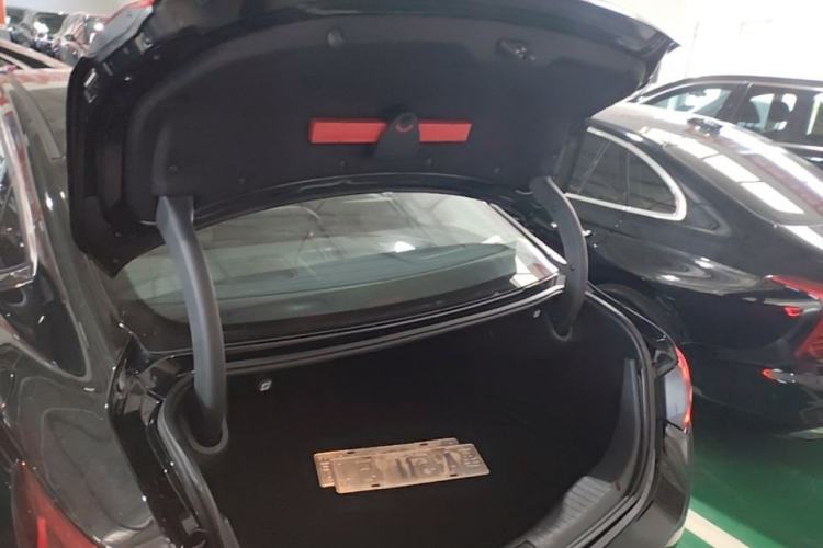Used Hongqi H5 2022 Classic Model 1.5T DCT Flagship Edition Trunk