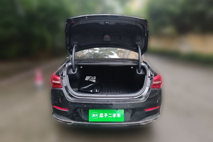 Used Hongqi H5 2022 Classic Model Facelift 1.5T DCT Qiyun Edition Trunk