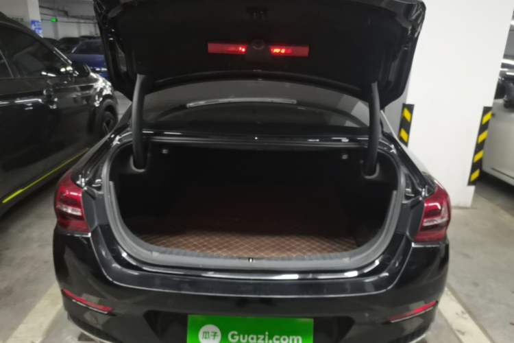 Used Hongqi H5 2022 Classic Model Facelift 1.5T DCT Qiyun Edition Trunk