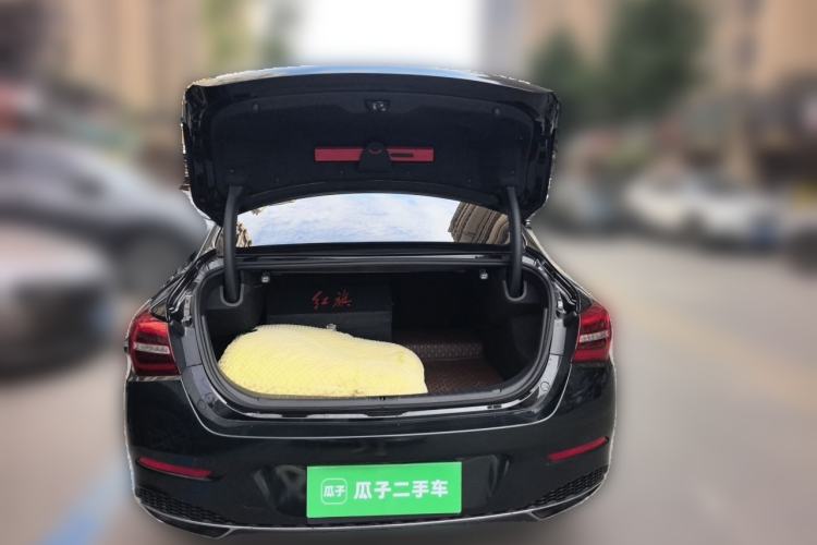 Used Hongqi H5 2022 Classic Model Facelift 1.8T Automatic Smart Connect Flagship Edition Trunk