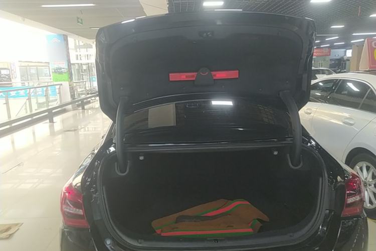 Used Hongqi H5 2022 Classic Model Facelift 1.5T DCT Qiyun Edition Trunk