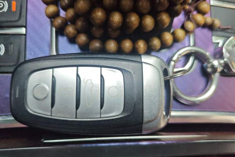 Used Hongqi H5 2022 Classic Model Facelift 1.5T DCT Qiyun Edition Vehicle Key