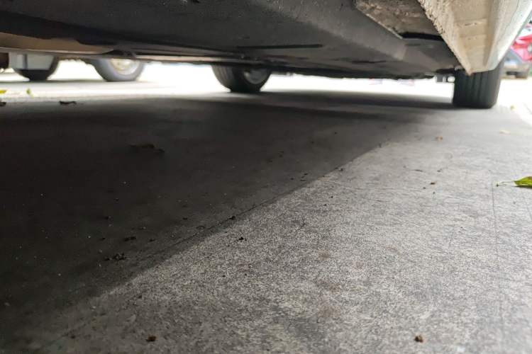 Used Hongqi H5 2022 Classic Model 1.8T Automatic Smart Connect Flagship Edition Chassis Rear Right