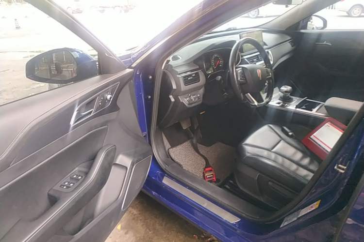 Used Hongqi H5 2022 Classic Model Facelift 1.5T DCT Qiyun Edition Driver Seat