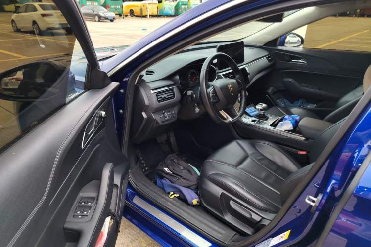 Used Hongqi H5 2022 Classic Model Facelift 1.5T DCT Qiyun Edition Driver Seat