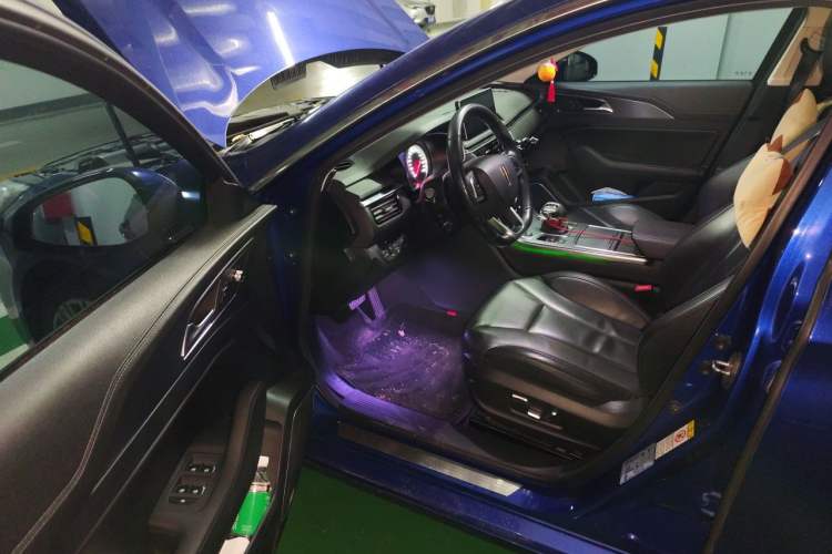 Used Hongqi H5 2022 Classic Model Facelift 1.8T Automatic Smart Connect Flagship Edition Driver Seat