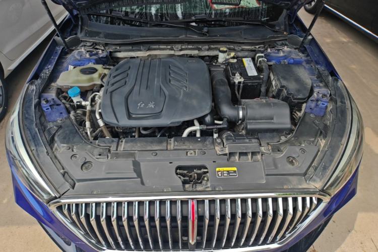 Used Hongqi H5 2022 Classic Model 1.8T Automatic Smart Connect Flagship Edition Engine Bay
