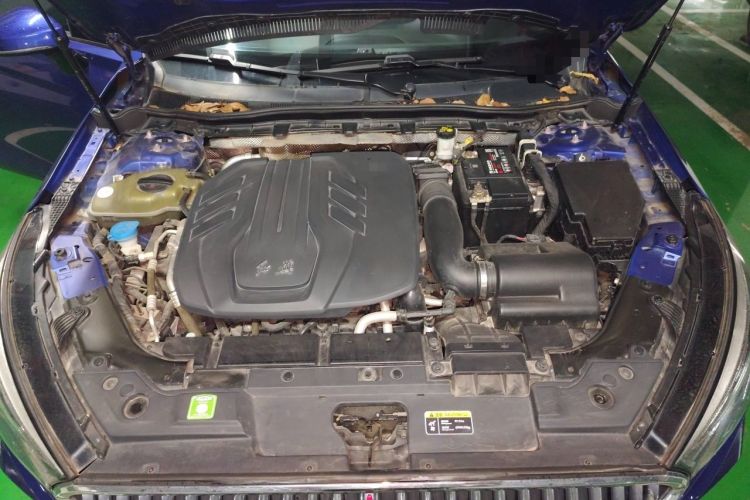 Used Hongqi H5 2022 Classic Model Facelift 1.8T Automatic Smart Connect Flagship Edition Engine Bay