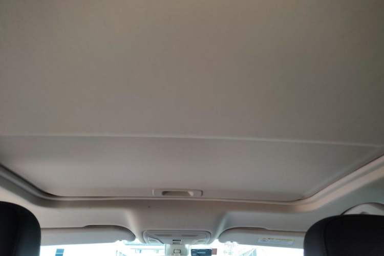 Used Hongqi H5 2022 Classic Model Facelift 1.5T DCT Qiyun Edition Headliner