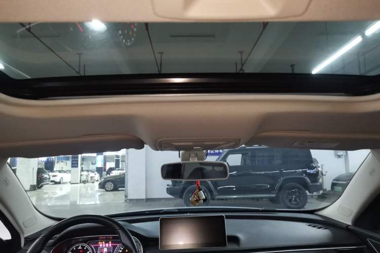 Used Hongqi H5 2022 Classic Model Facelift 1.5T DCT Qiyun Edition Headliner