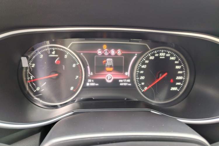 Used Hongqi H5 2022 Classic Model Facelift 1.5T DCT Qiyun Edition Instrument Cluster