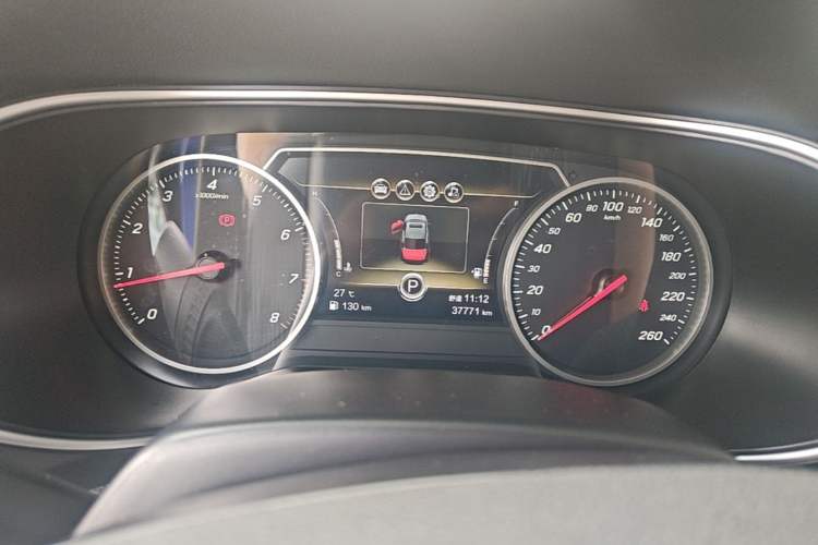 Used Hongqi H5 2022 Classic Model Facelift 1.5T DCT Qiyun Edition Instrument Cluster