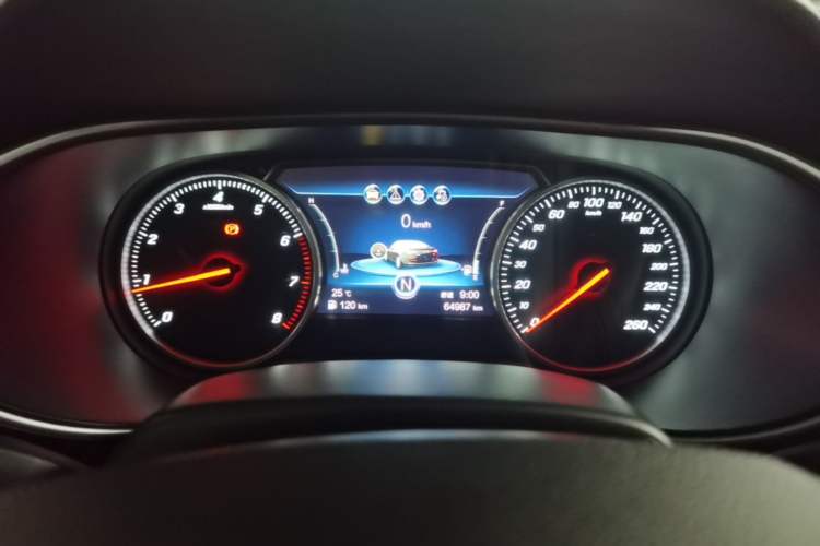 Used Hongqi H5 2022 Classic Model 1.5T DCT Flagship Edition Instrument Cluster