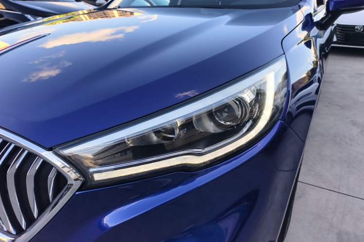 Used Hongqi H5 2022 Classic Model Facelift 1.5T DCT Qiyun Edition Left Front Headlight