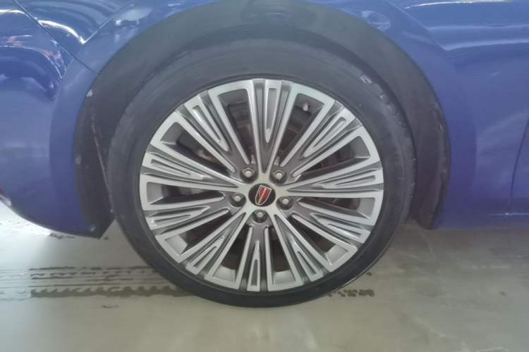 Used Hongqi H5 2022 Classic Model 1.5T DCT Flagship Edition Left Front Wheel Hub