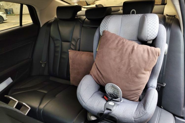Used Hongqi H5 2022 Classic Model Facelift 1.5T DCT Qiyun Edition Left Rear Seat
