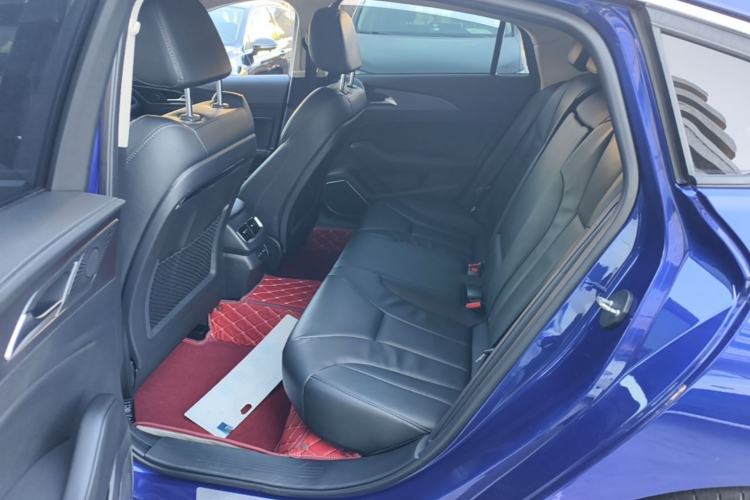 Used Hongqi H5 2022 Classic Model Facelift 1.5T DCT Qiyun Edition Left Rear Seat