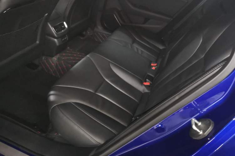 Used Hongqi H5 2022 Classic Model Facelift 1.5T DCT Qiyun Edition Left Rear Seat