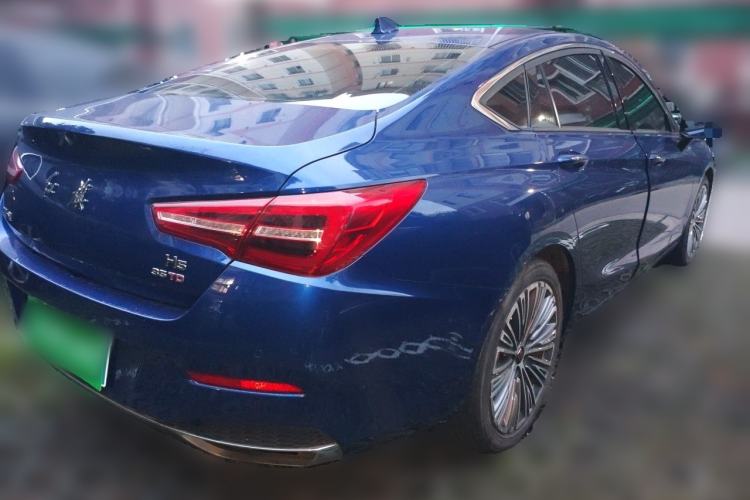 Used Hongqi H5 2022 Classic Model 1.8T Automatic Smart Connect Flagship Edition Rear Right 45 Deg