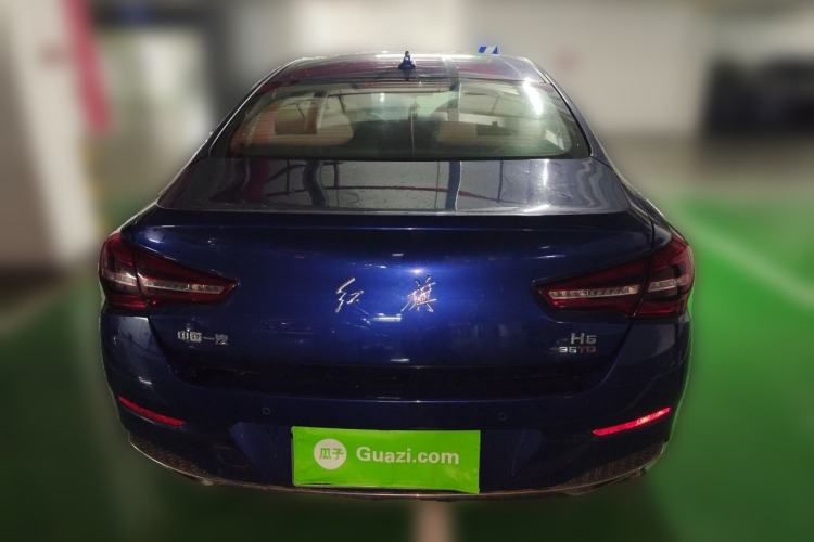 Used Hongqi H5 2022 Classic Model Facelift 1.8T Automatic Smart Connect Flagship Edition Rear