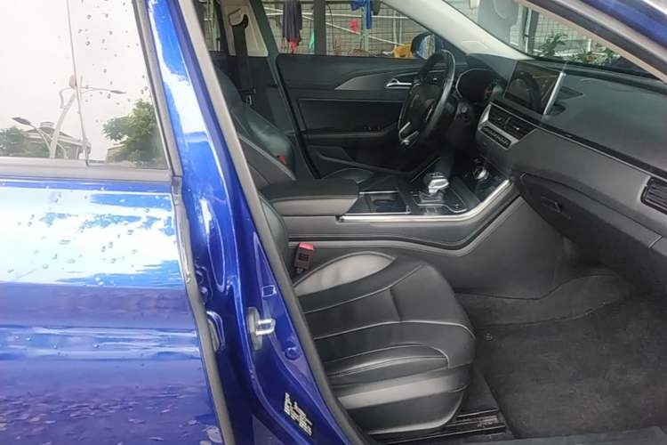 Used Hongqi H5 2022 Classic Model Facelift 1.5T DCT Qiyun Edition Right Front Seat