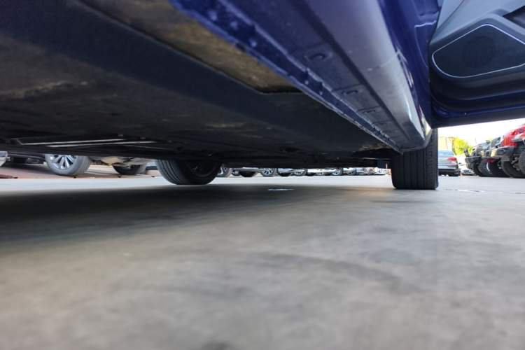 Used Hongqi H5 2022 Classic Model Facelift 1.5T DCT Qiyun Edition Right Side Sill
