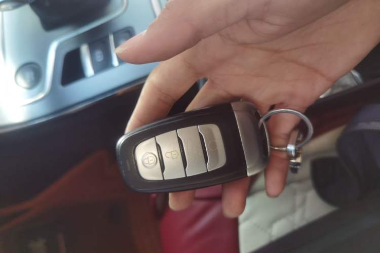 Used Hongqi H5 2022 Classic Model 1.5T DCT Flagship Edition Vehicle Key